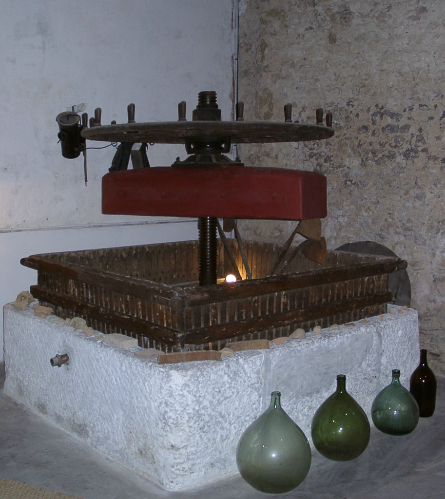 Chateau de nissan #8